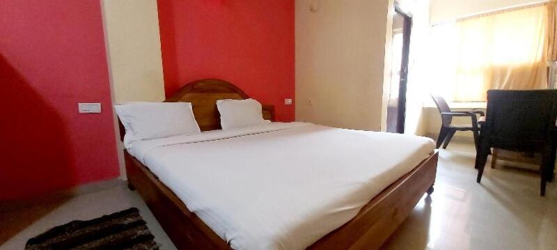 Spot On 80624 Hotel Niladri Complex Puri Kültér fotó